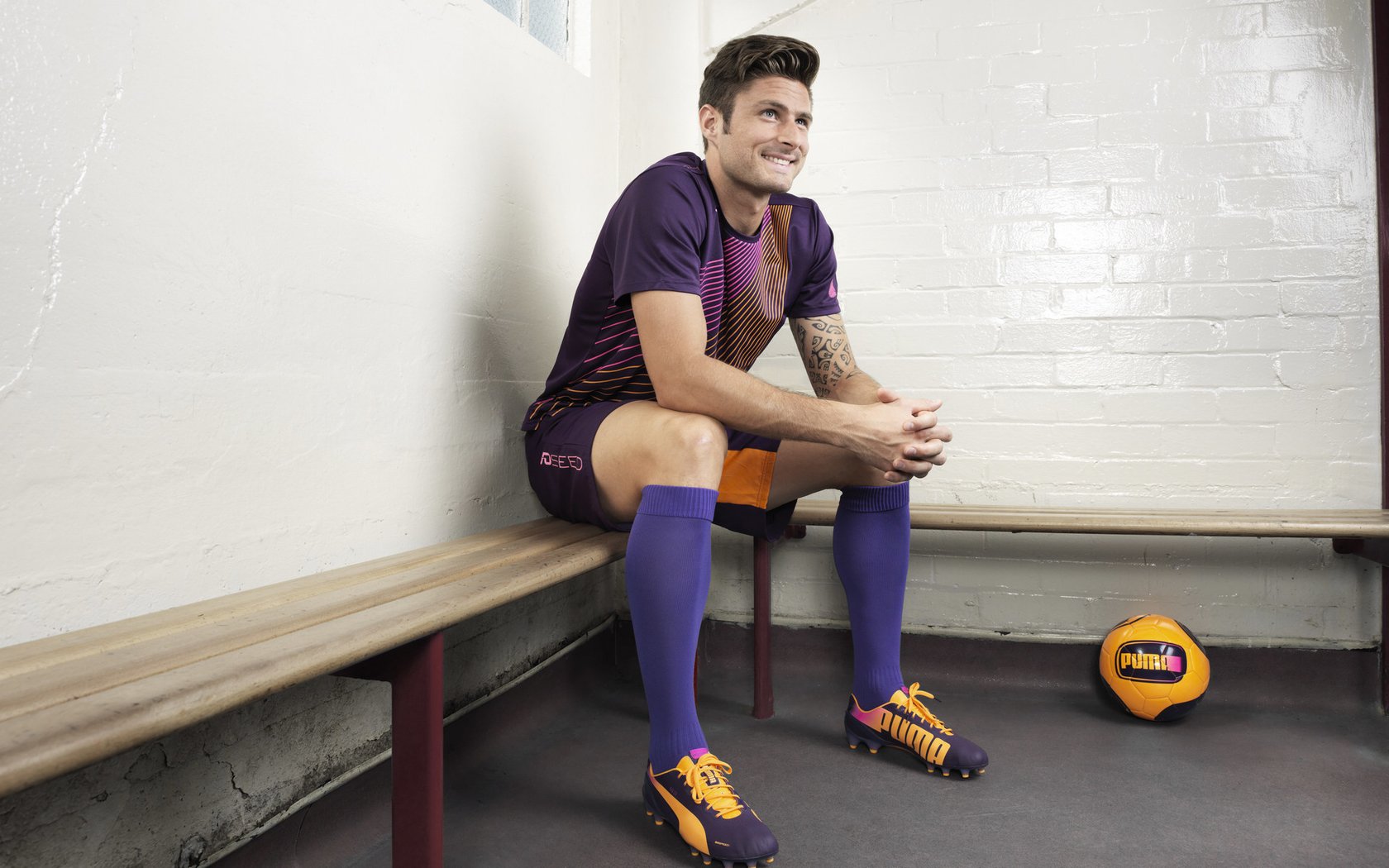 九游体育在线-纽卡斯尔联中锋爆发，赢得多场关键战，纽卡斯尔联中锋爆发,赢得多场关键战绩